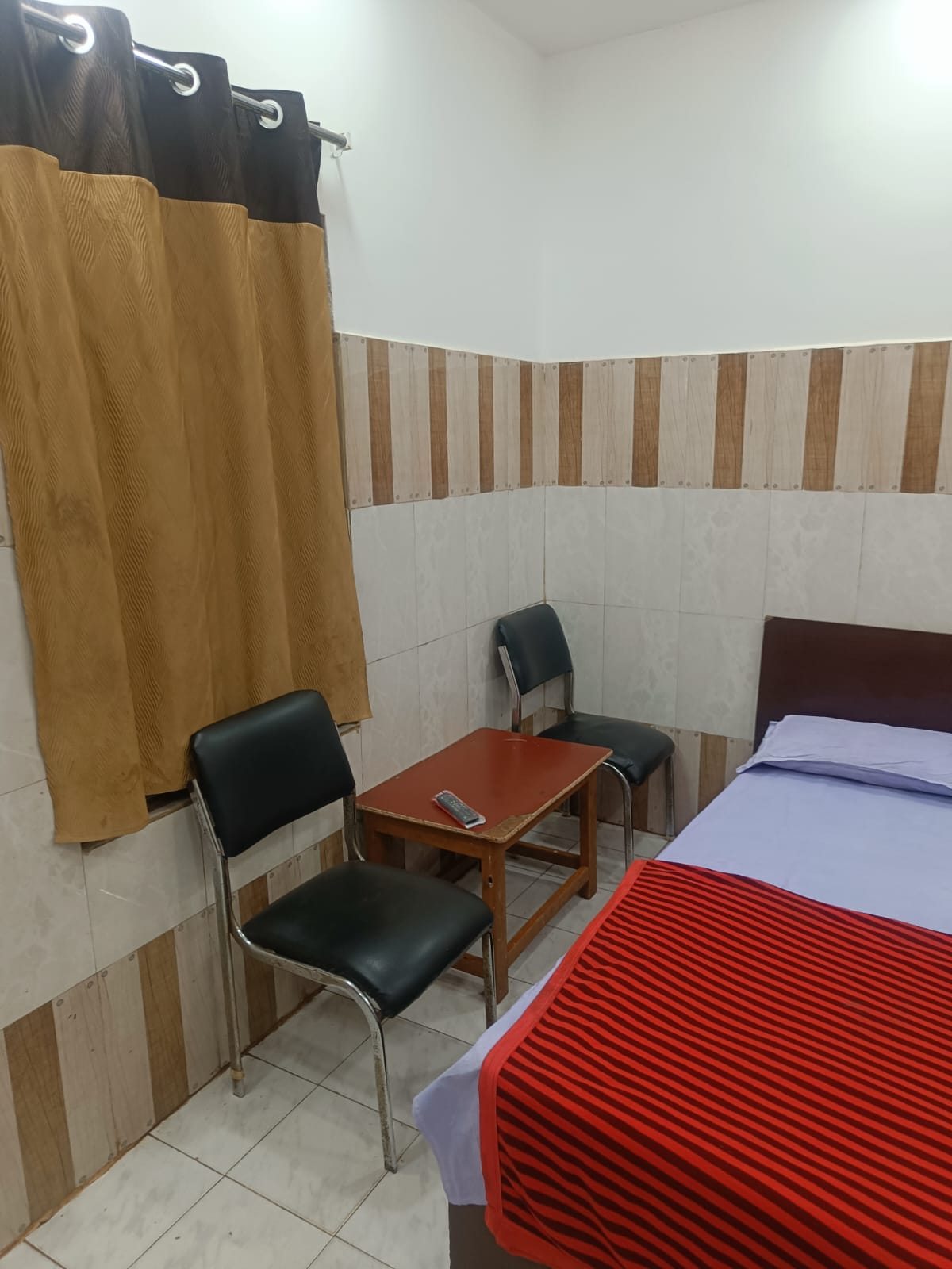 Single Non-AC Room at Sai Palace Lodge Bidar